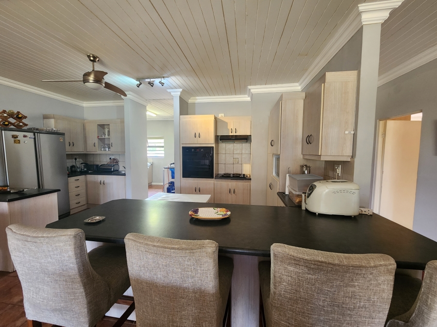 7 Bedroom Property for Sale in Cape Farms Western Cape